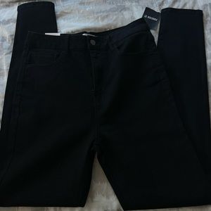 Black forever 21 jeans size 28